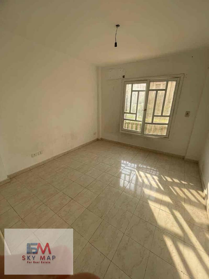 2 10f48e80-dc1e-402b-9f36-a559795127da. jpg