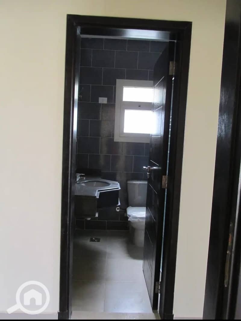 6 87353dc3-44a6-465d-8d7e-2fa6ac7b15a8. jpg