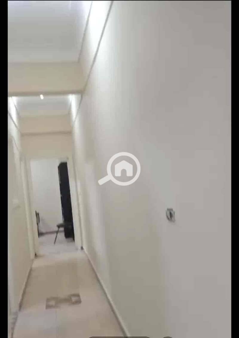 3 8a9ff6c6-2476-498f-8a8c-b2fa6f6c9c7c. jpg