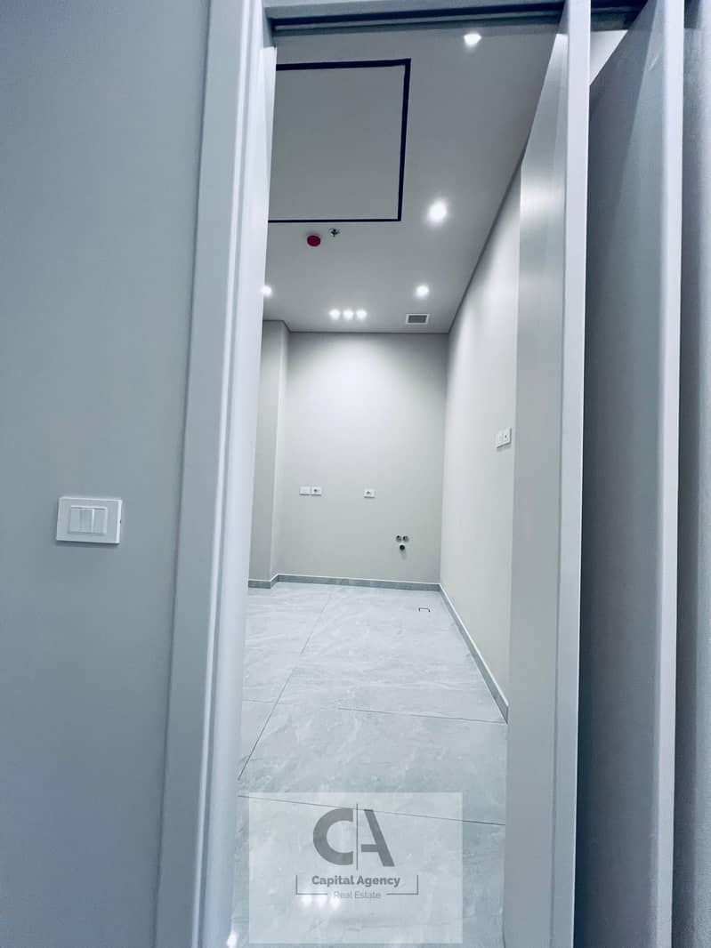 7 704b0f61-0644-467f-940b-0c1705367cc9. jpeg