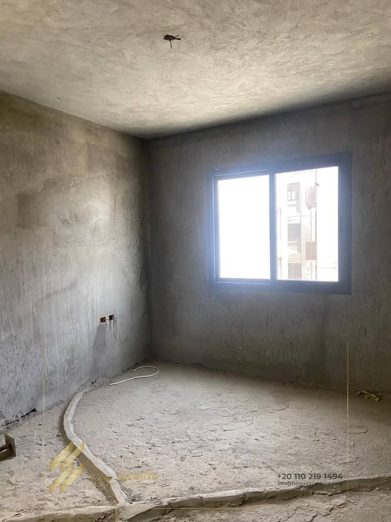 10 d7d5de40-85f2-42d4-ae41-848fdb468b2b. jpg