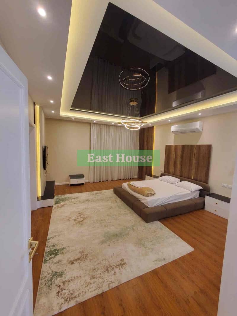 8 efbef989-5046-46fc-b4c4-7ae8ecbee359. jpg