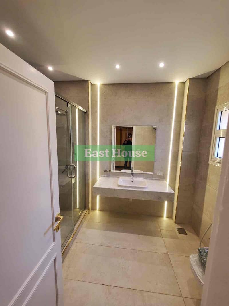 10 980ac035-4e2f-4485-9149-42dc5c7960d5. jpg