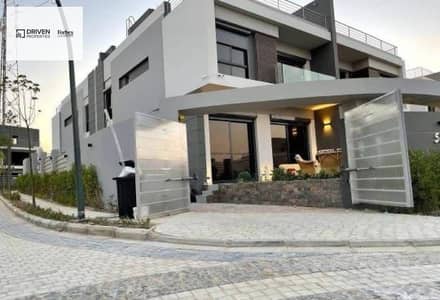 توين هاوس 4 غرف نوم للبيع في الشيخ زايد، الجيزة - ba71da0f-80f4-4150-aa15-32cf6044d197. jpg