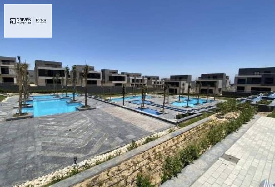 10 72efdb5f-9d6f-4d8c-8cdd-a3c85c8d1788. jpg