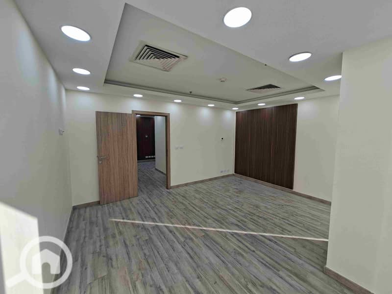 2 ٢٠٢٥١٢٢٠_١٤٣٩٣٩. jpg