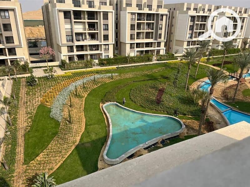 2 b66a8b56-f452-4fa0-9dab-5b71e80ea5bc. jpg