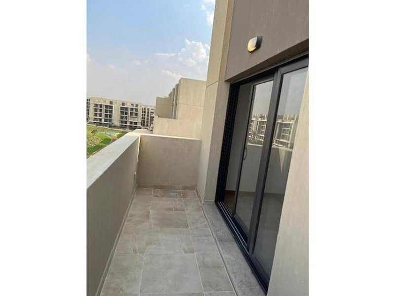 4 d1f4c0b9-1451-4c08-b8f8-7c4c06f54b01. jpg