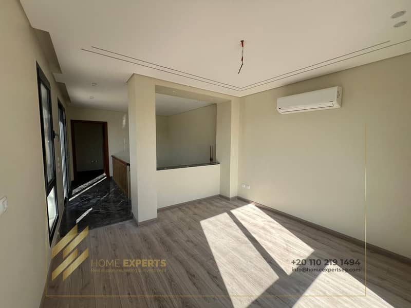 10 7219f346-a773-454b-9032-2c4aa7d9b257. jpg