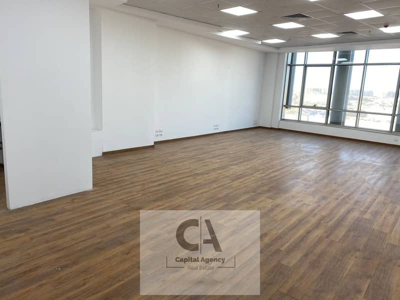 5 b6738263-2e28-448c-8859-472045cbb1f8. jpg