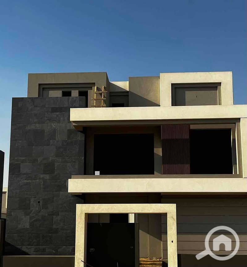 10 63e8d2e5-639f-43b5-834f-20acf8732929. jpg