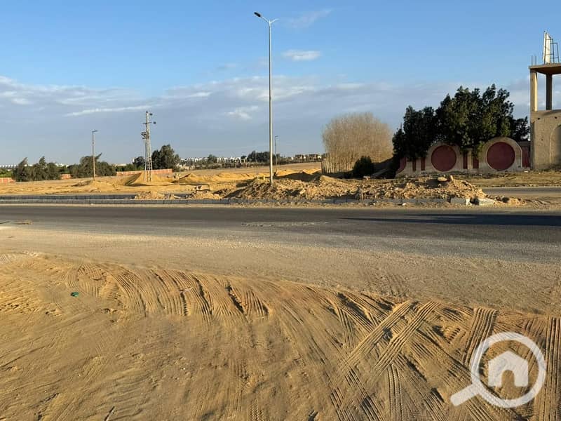 4 710cf8e7-e366-4a5b-b7ce-b4ee4b619fa1. jpeg