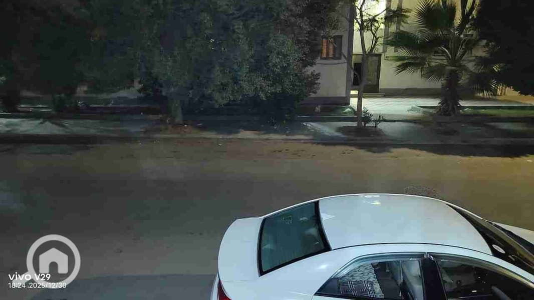 1000098551. jpg 1000098551. jpg