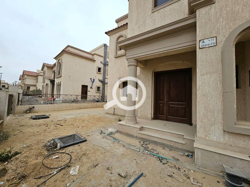 17 ef8ab3ae-7813-4c61-9321-6c4118db15a8. jpeg