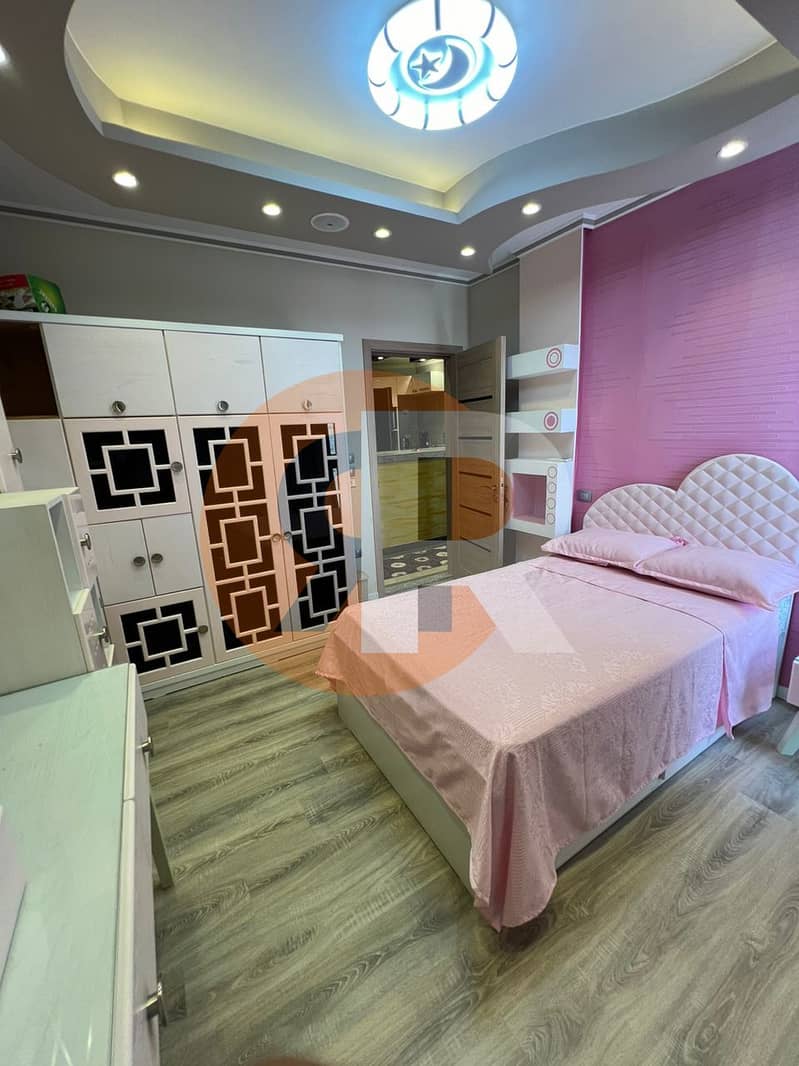 8 55bf443c-f0d5-453b-ac73-d20f5a388ae1. jpg