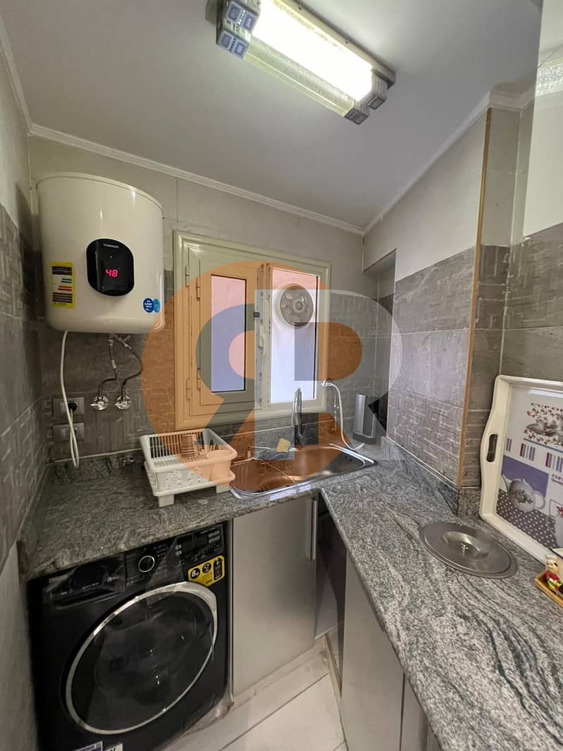 10 281a1795-daac-4950-8f52-47cb0b9485cb. jpg