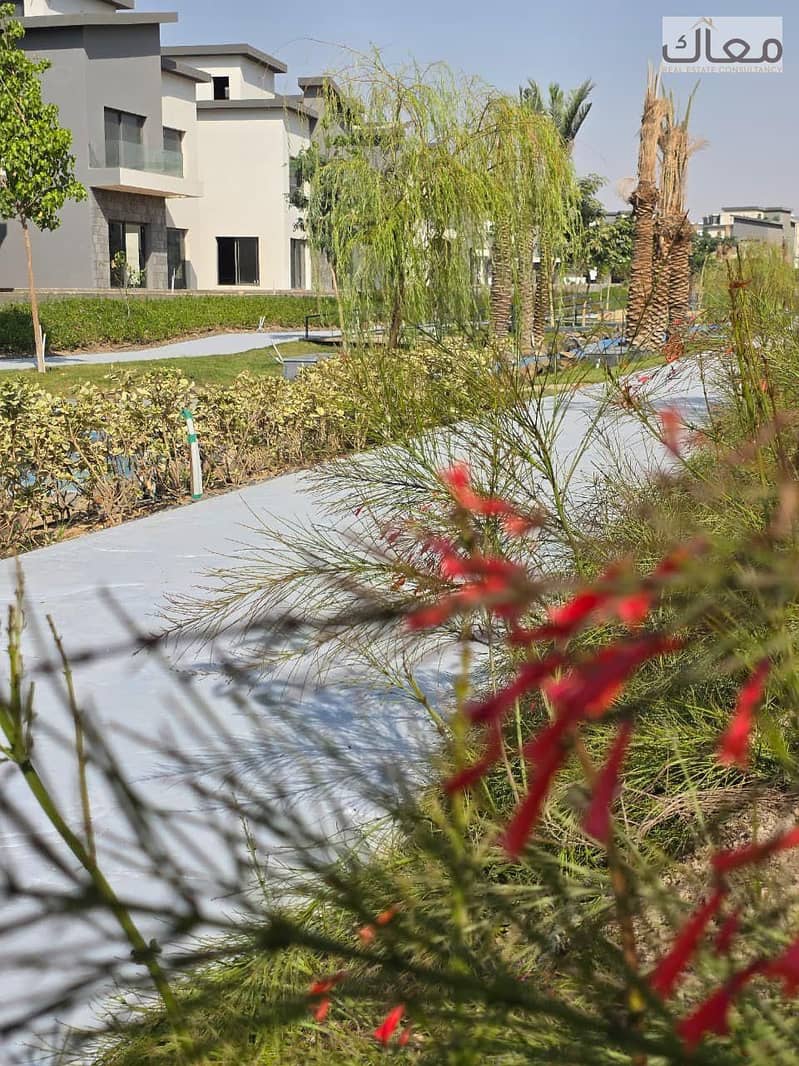 6 WhatsApp Image 2025-12-14 at 12.23. 25 PM (1). jpeg