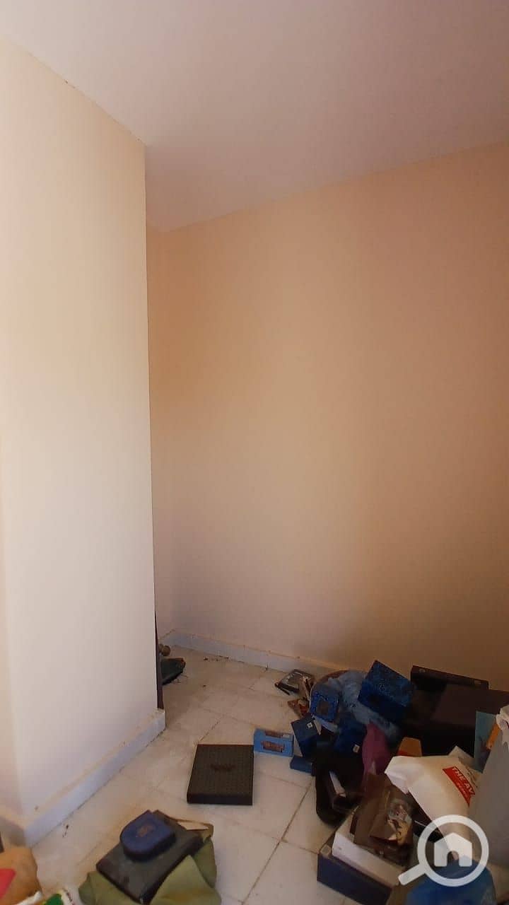 4 3eaafff2-d895-496e-a236-2f48367b8a6a. jpg