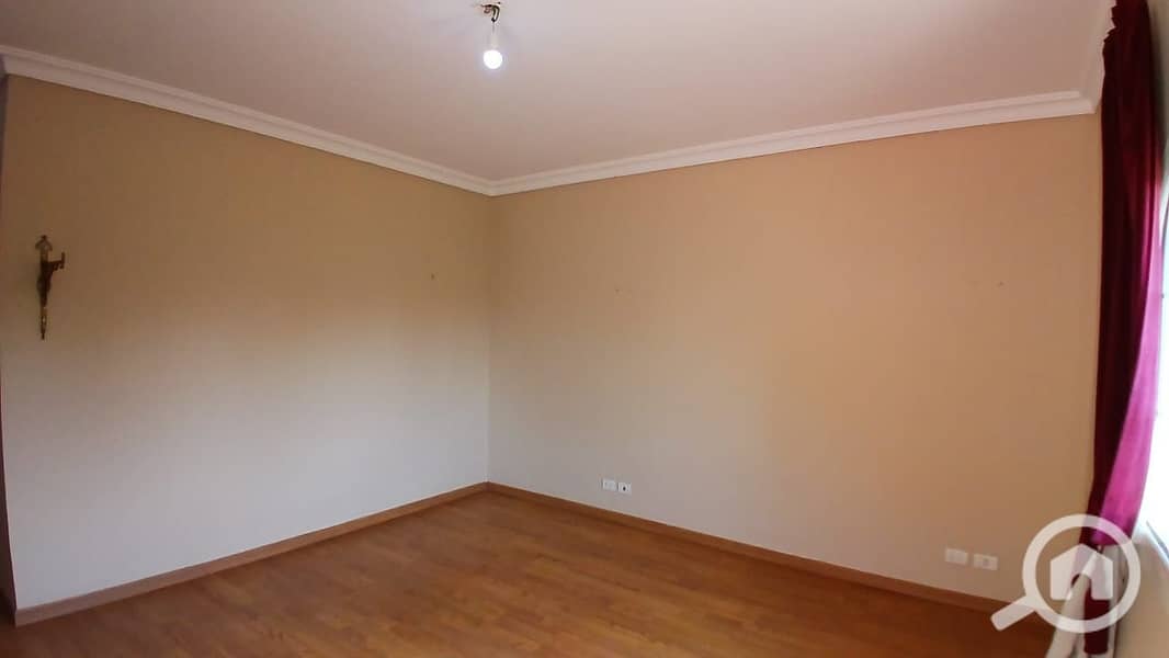 9 78ed7920-c8c2-4128-b642-e4b452c7c992. jpg