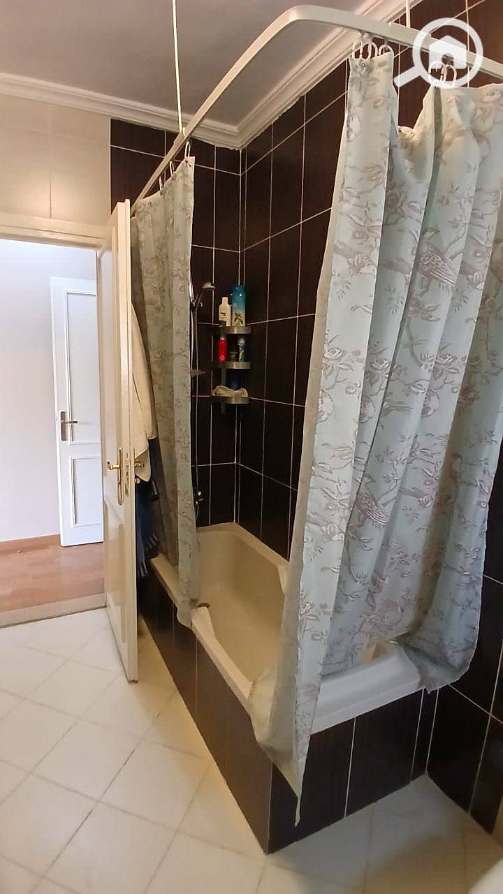 11 17410b17-bc96-4854-848d-e13df5594783. jpg