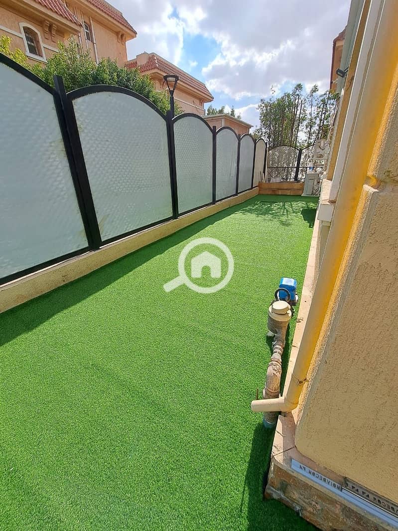 13 be7ff579-5796-4cd1-8b0d-643ee5d1e90c. jpg