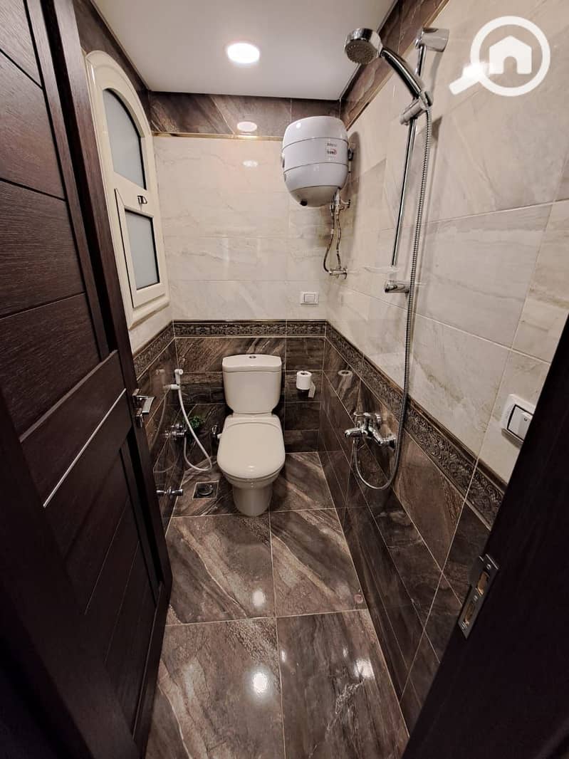 14 d51b48f3-17ec-4269-af1f-5794fc76dfa9. jpg