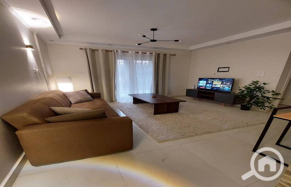 3 50e3ade6-a1bc-4ca0-a6b7-53512cc30330. jpg