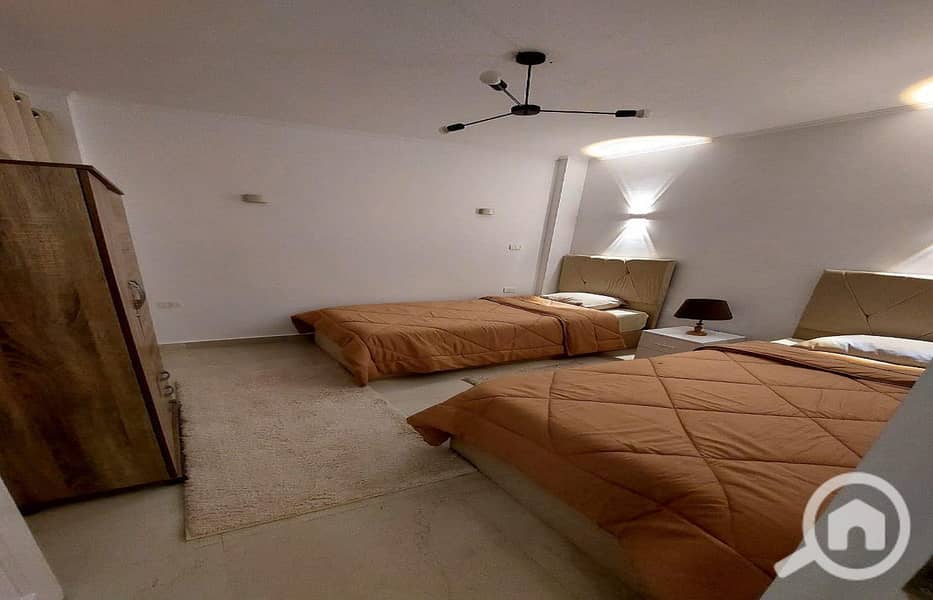 8 a1870323-2ad0-4a47-9d34-7826dfb82c55. jpg