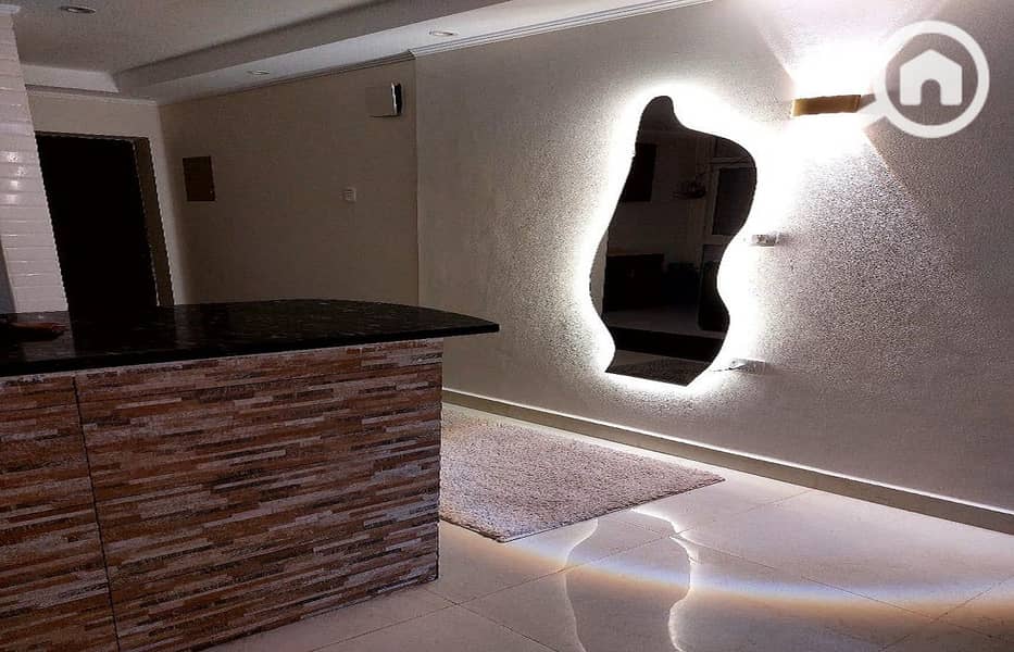 10 a03af3de-73d0-4a13-acb6-a2e395b28376. jpg