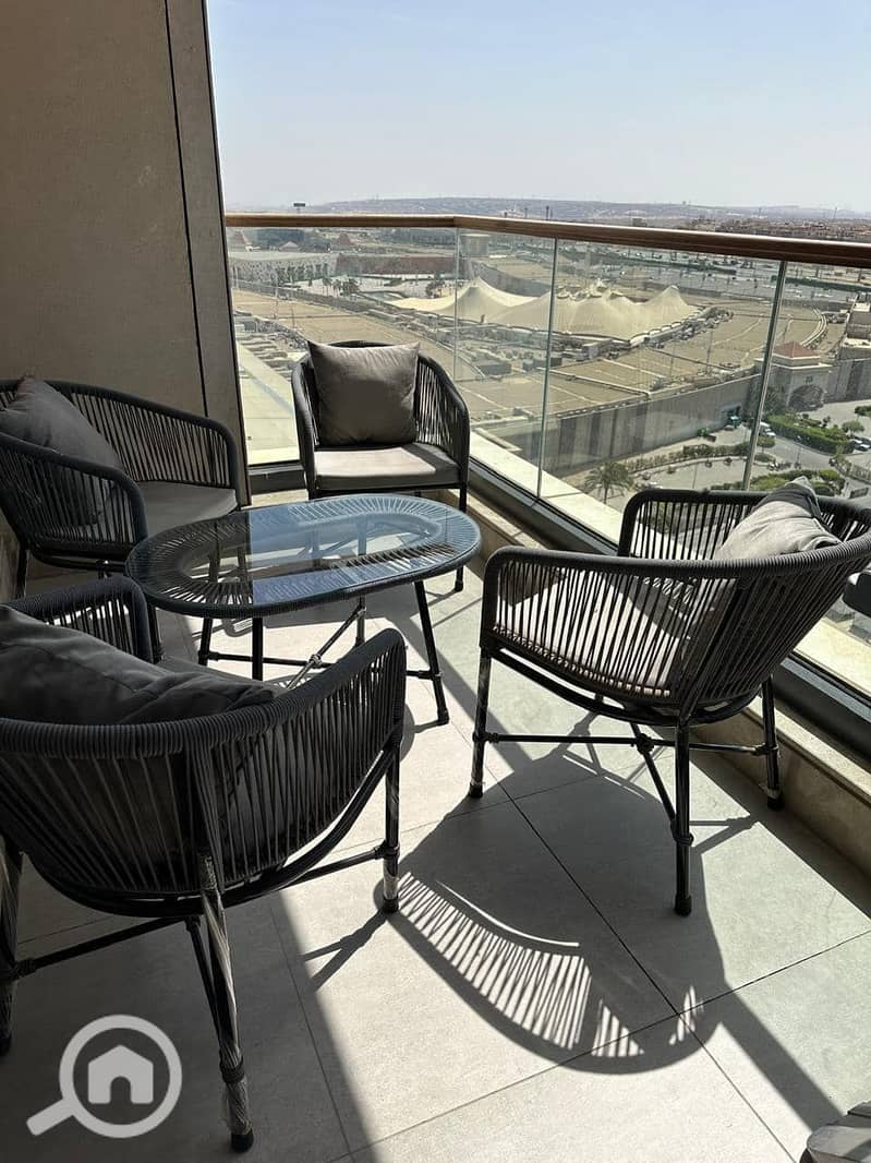 8 454502373_8028515793908654_3086309100114269381_n. jpg