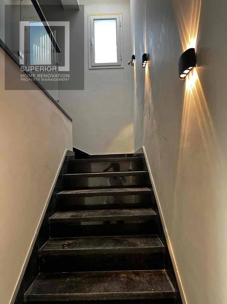 8 819e8d7d-8234-49ee-b35f-b295007415a0. jpg