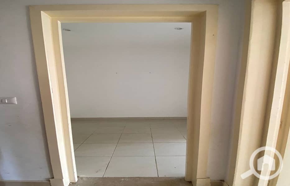 13 a744e9d7-2ac6-40a2-8a5d-82e5dff1eb60. jpg