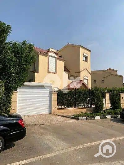 14 40707004-400x300. jpg