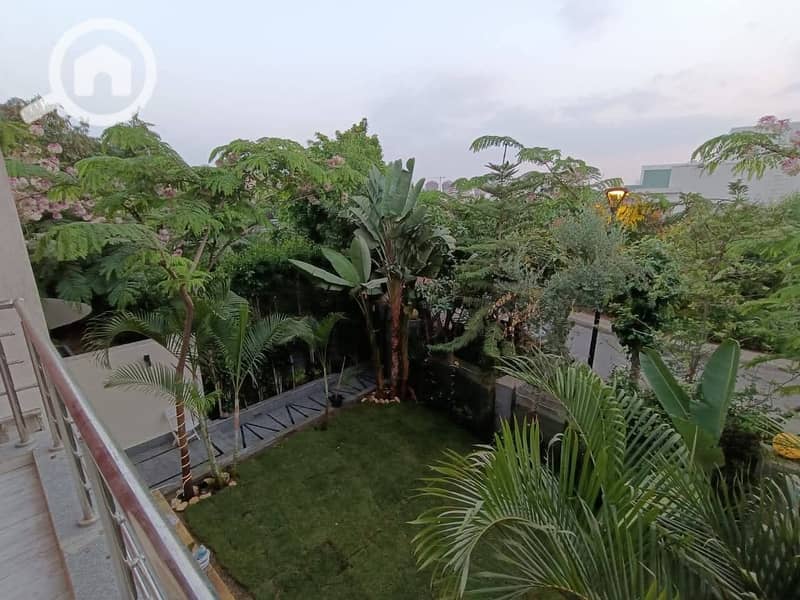 7 e3c9c07a-824b-4ca5-8948-5cb877a016da. jpeg