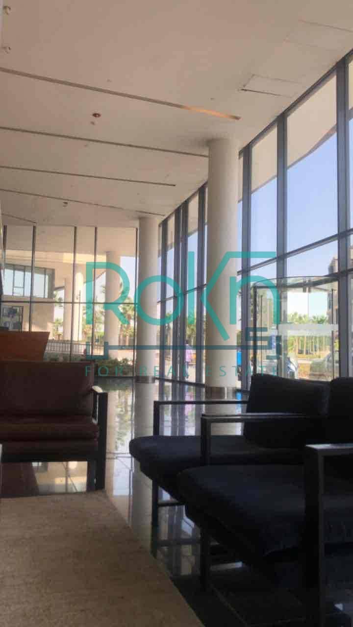 3 684f472d-77e2-462f-81da-00895c279b0c. jpg