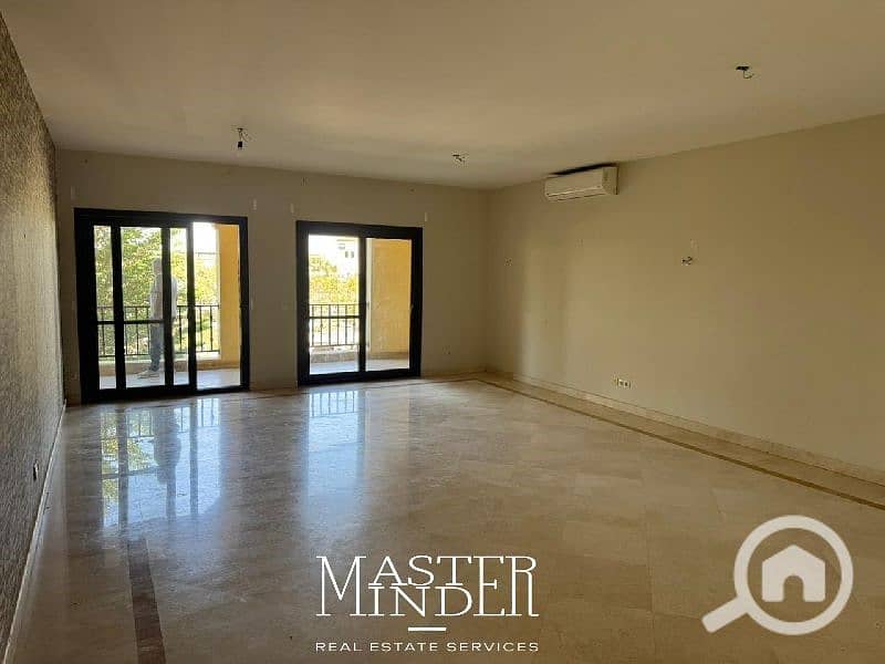 8 WhatsApp Image 2025-10-25 at 14.22. 17. jpg