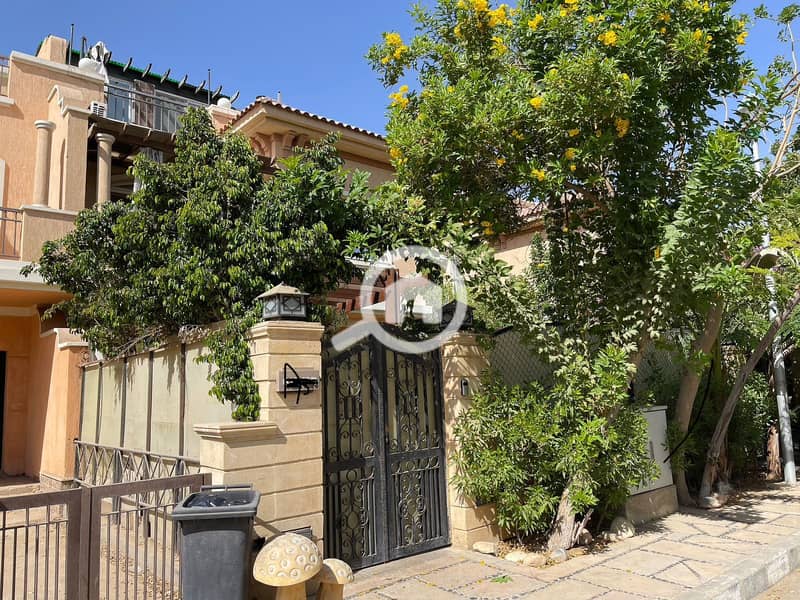 10 097f1ac7-4997-4aa5-b530-52c4251add82. jpeg