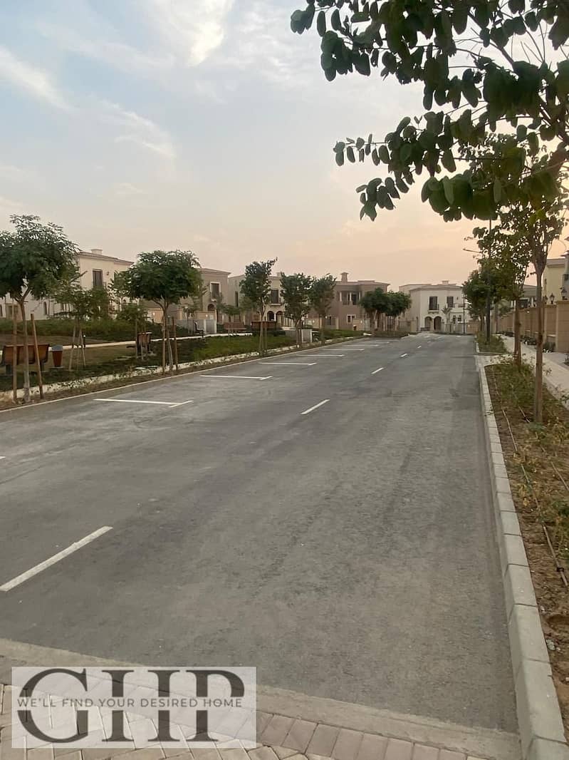 6 659747e9-e06e-42c6-82db-a2d262d5dee6. jpg