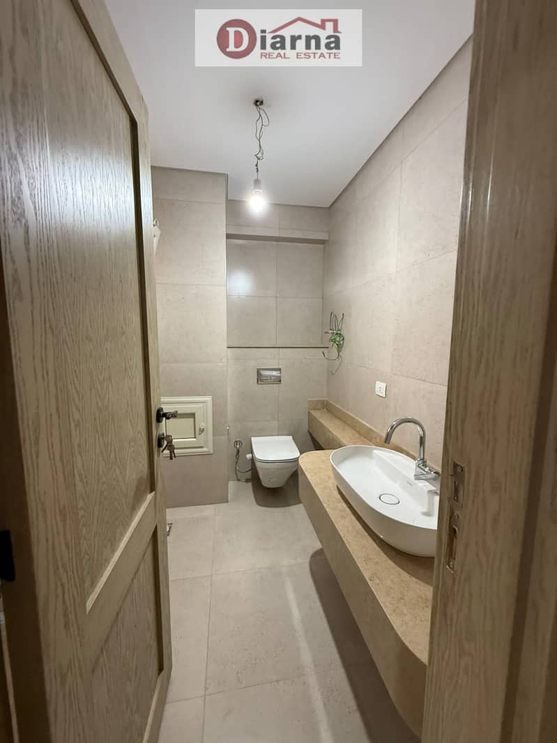 11 WhatsApp Image 2026-01-11 at 13.27. 12 (1). jpeg