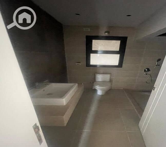 10 WhatsApp Image 2024-09-24 at 14.50. 18_c13a9148. jpg