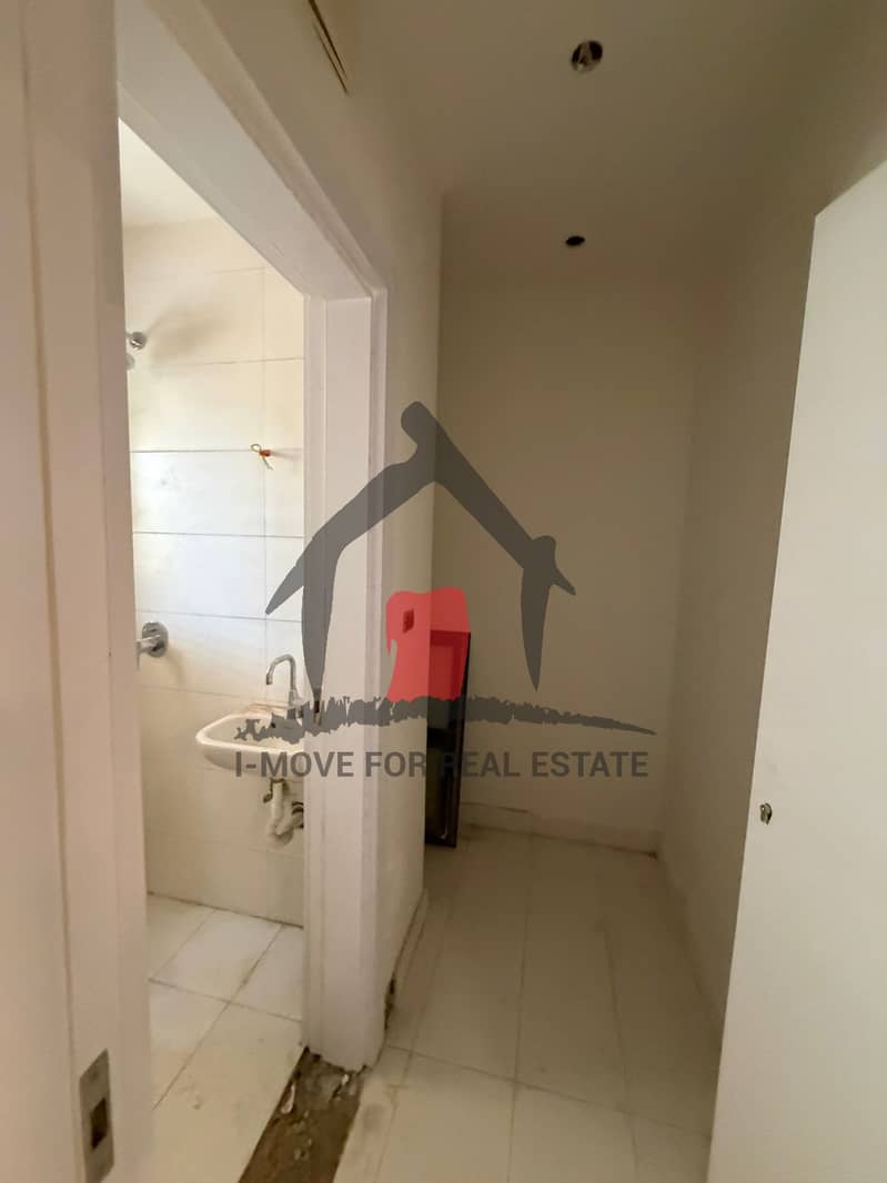 10 bff13d0a-07de-4b5f-89f3-415086adc262. jpg