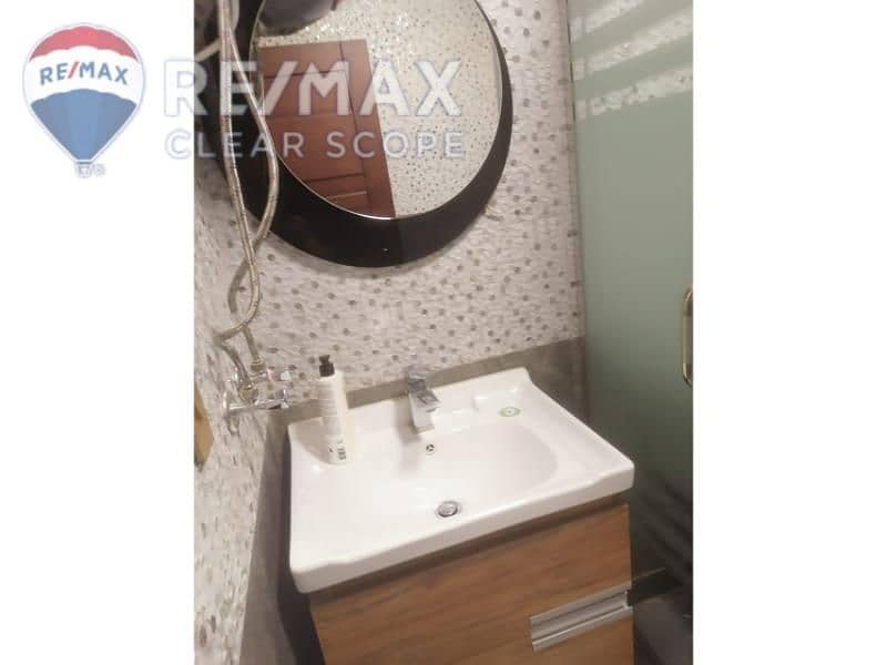 6 3c89846c-4db3-4bd4-ad3e-189ea4c4383a. jpg