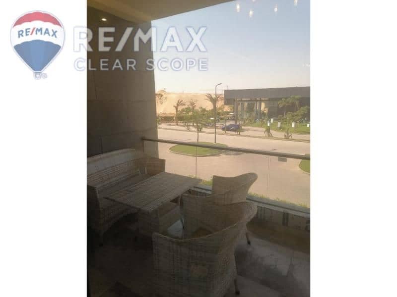 9 606ecbd3-1746-456e-be81-fbda728c0ef2. jpg