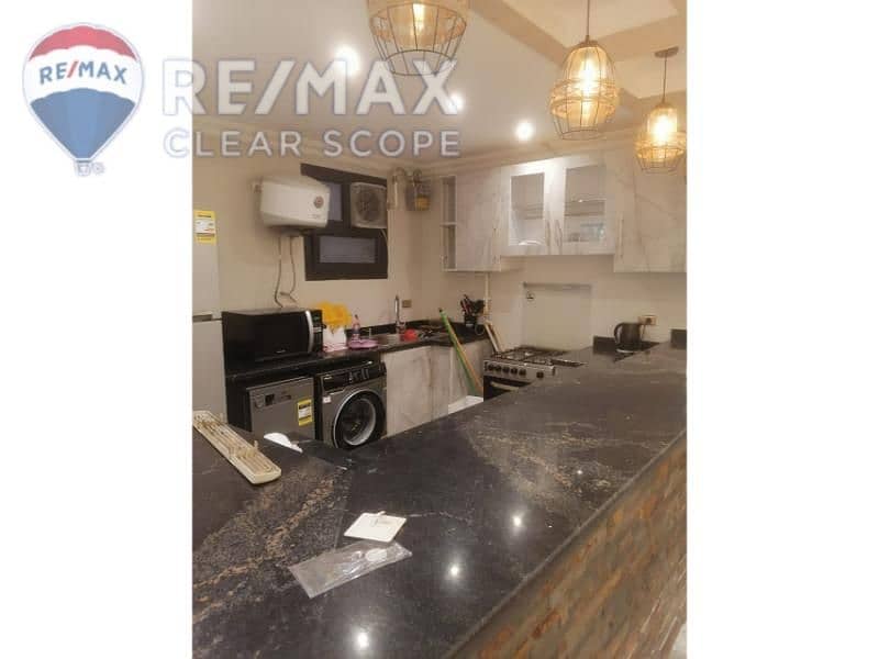 12 2728e762-5d00-49ad-ab88-e48146b732a1. jpg