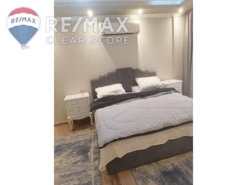 14 9922c844-d25c-4f7d-990a-efa01fe38a4f. jpg