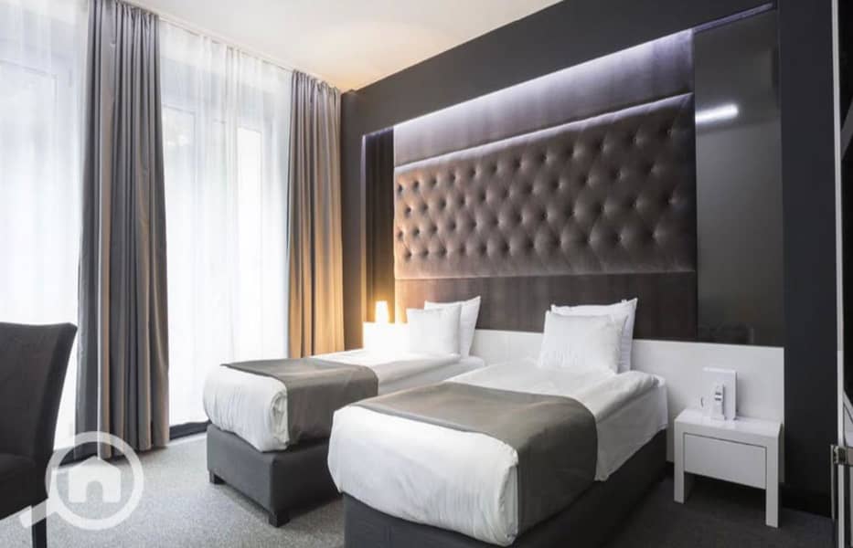 2 WhatsApp Image 2024-09-22 at 1.01. 13 PM_1400x900. jpg