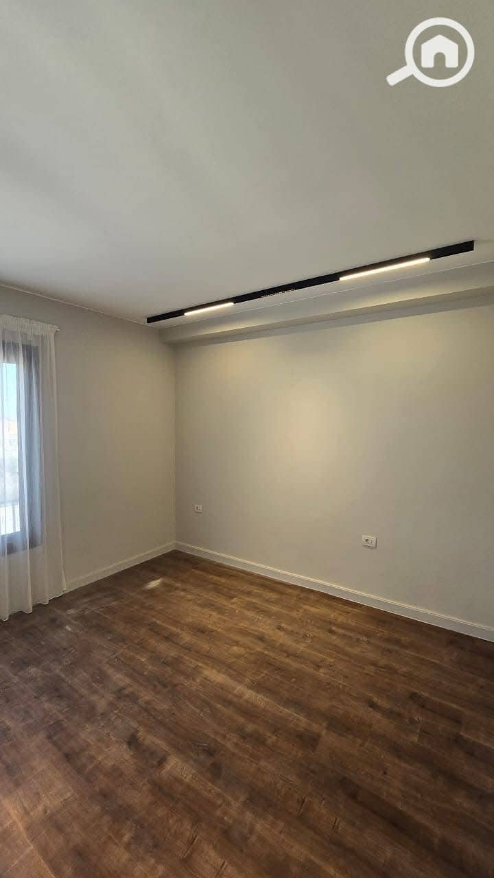 3 WhatsApp Image 2025-12-15 at 11.55. 57 AM (1). jpeg