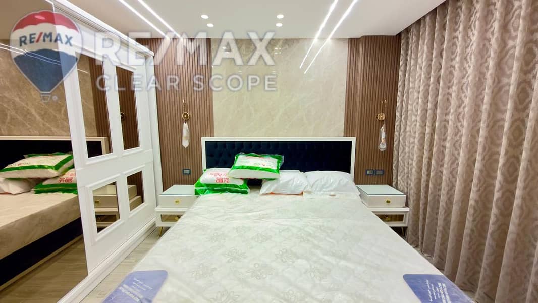 6 9e02a7af-8881-4581-8cca-aff7656b9e03. jpeg