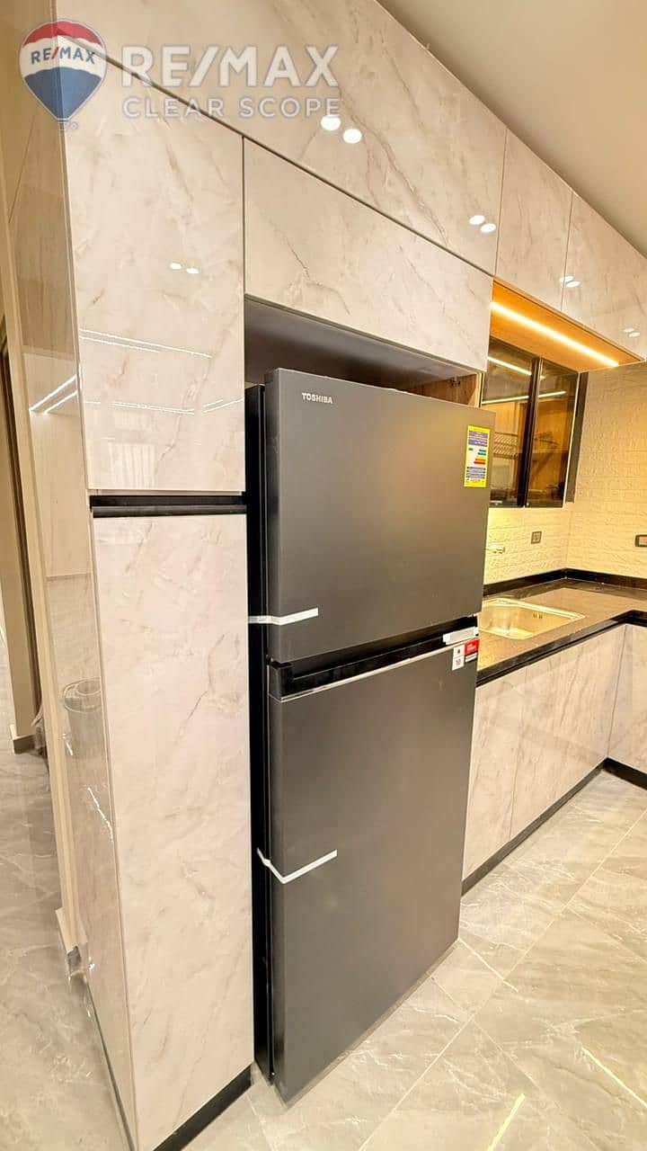 8 99de3bef-1219-4033-b3d3-8f8cae469b98. jpeg