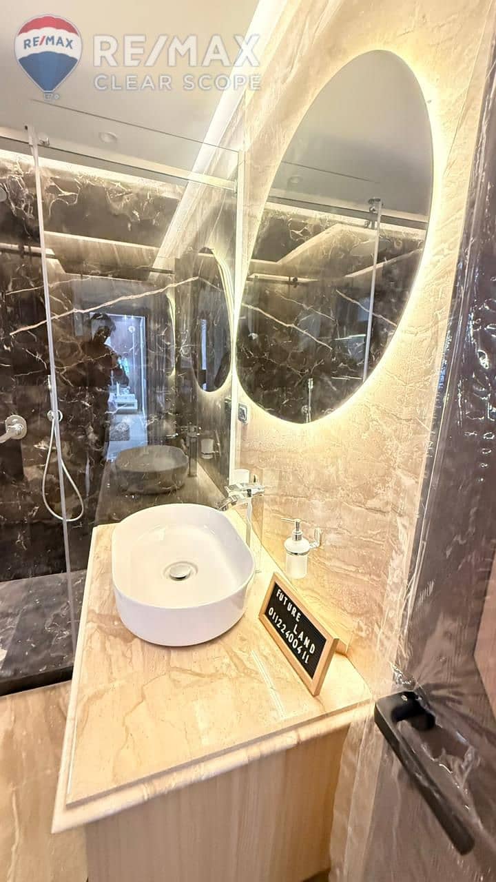 9 497f329e-7bfe-42d4-bd6f-aee145b4f15b. jpeg